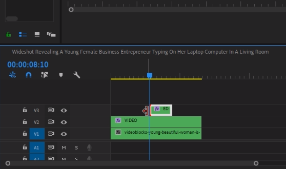 Réglage de la durée du calque de texte dans Adobe Premiere Pro