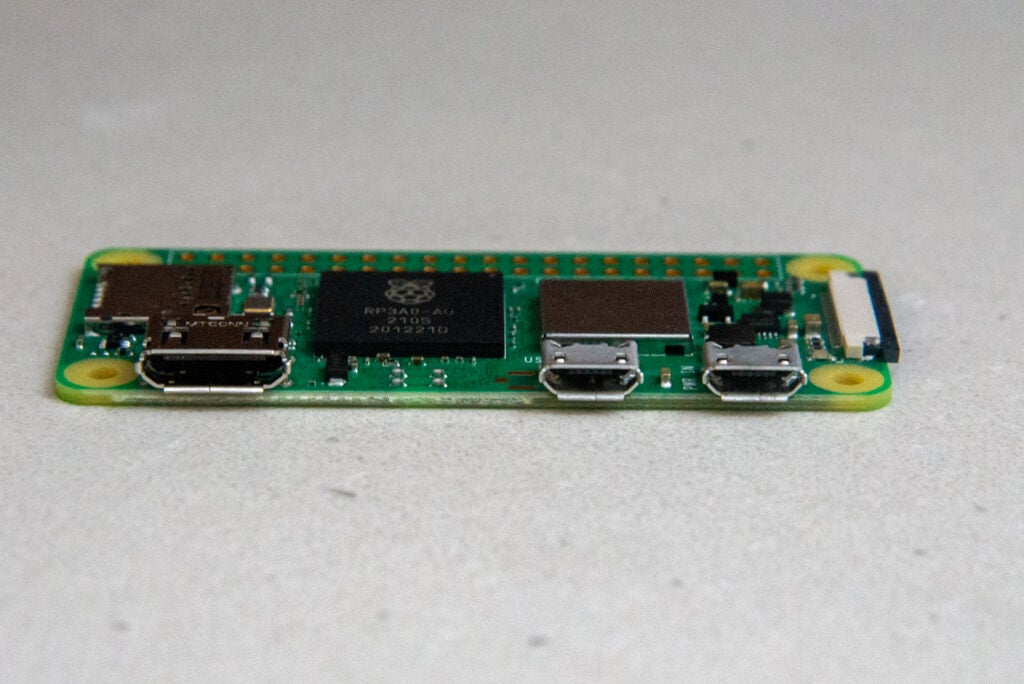 Ports Micro USB Raspberry Pi Zero 2 W