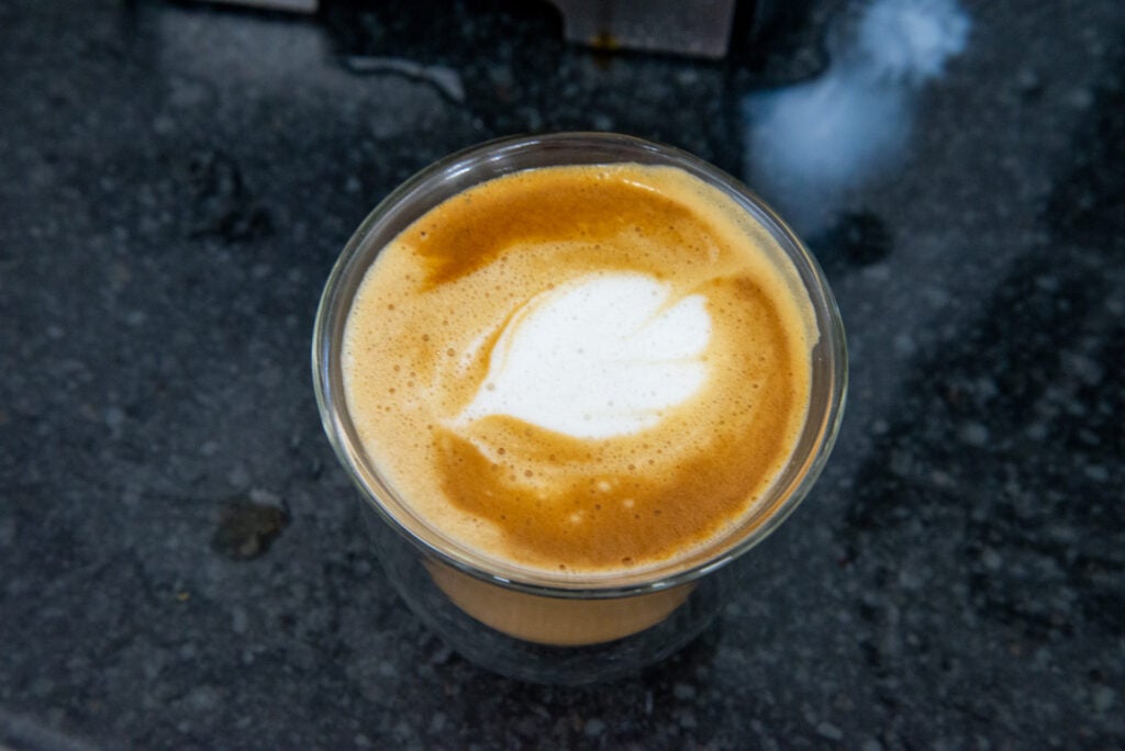 Machine à café expresso Beko CEP5152 cappuccino