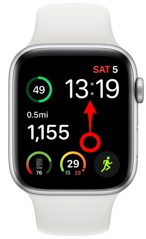 Ouvrez le Centre de contrôle sur votre Apple Watch en balayant depuis le cadran de votre montre.