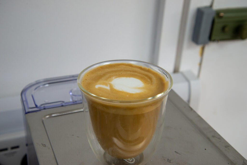 Machine à expresso Breville Bijou VCF149 café au lait