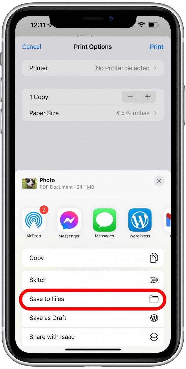 Appuyez sur Enregistrer dans des fichiers pour l'enregistrer sur votre iPhone ou iPad en tant que document PDF.
