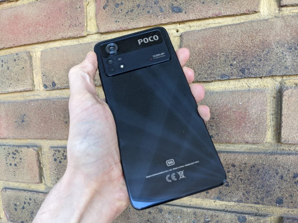 Poco X4 Pro à l'extérieur