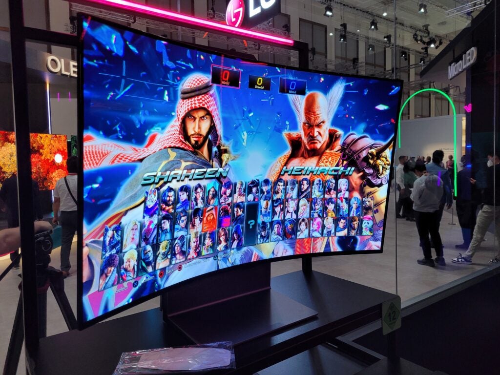 Le LG OLED Flex joue à Tekken