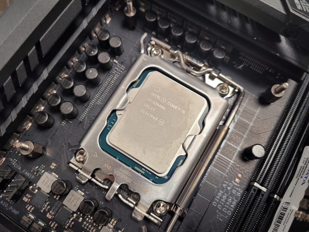 Processeur Intel Core i5-12600K 