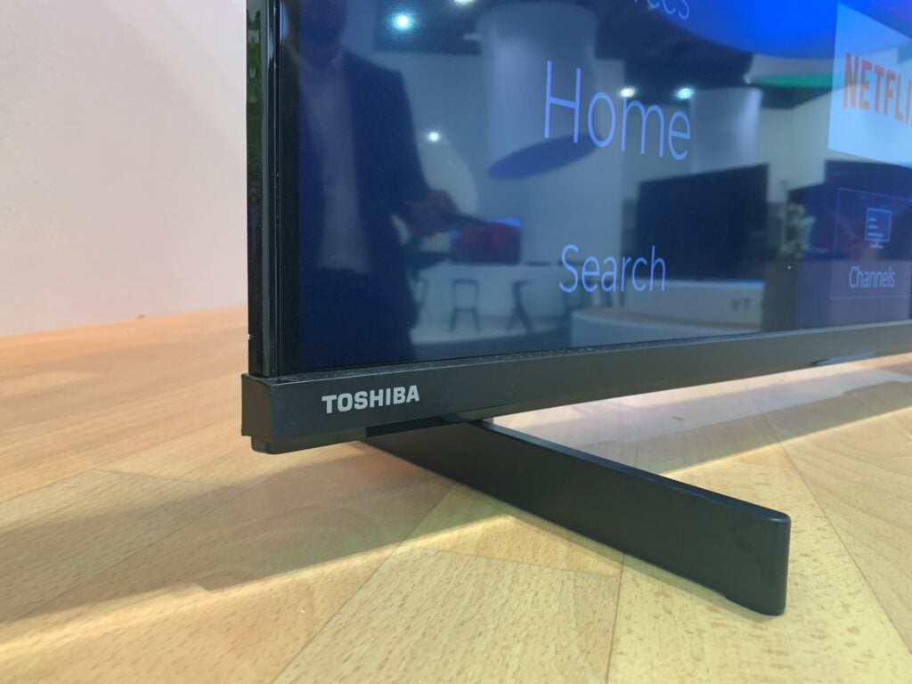 Pieds Toshiba UK4D