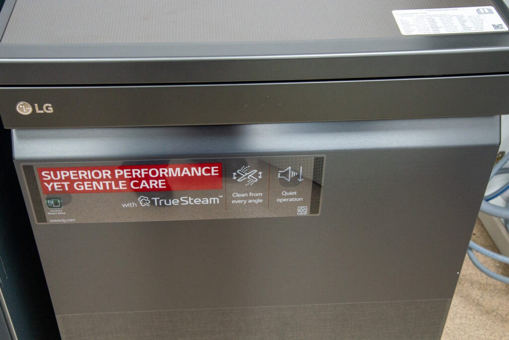 Héros du lave-vaisselle autoportant LG TrueSteam QuadWash DF455HMS