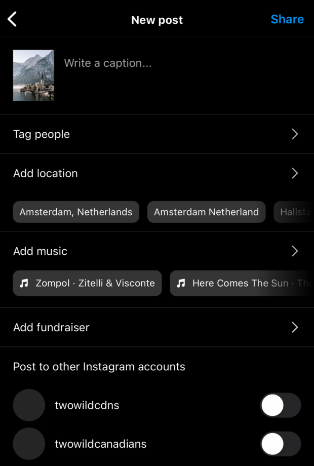 Après avoir ajouté une photo à Instagram, l'écran suivant vous permet d'écrire une légende et d'ajouter un lieu.  C'est l'écran que vous utiliserez pour ajouter de la musique à votre publication Instagram.