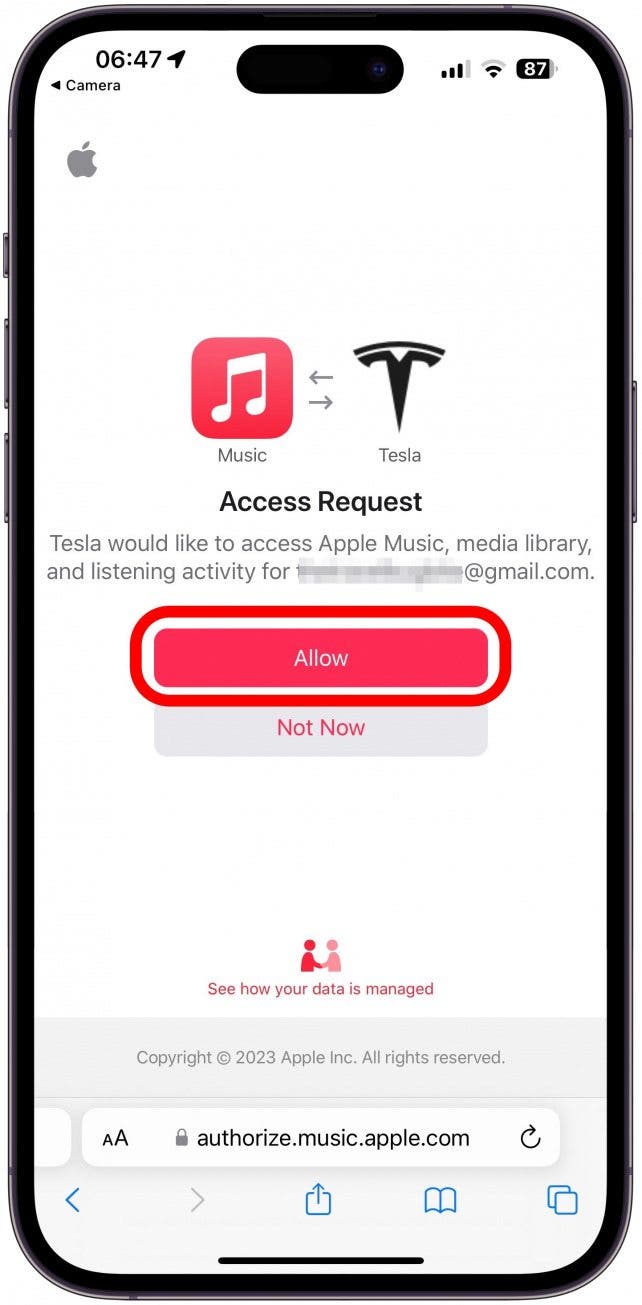 Appuyez sur Autoriser pour autoriser Tesla à accéder à votre compte Apple Music.