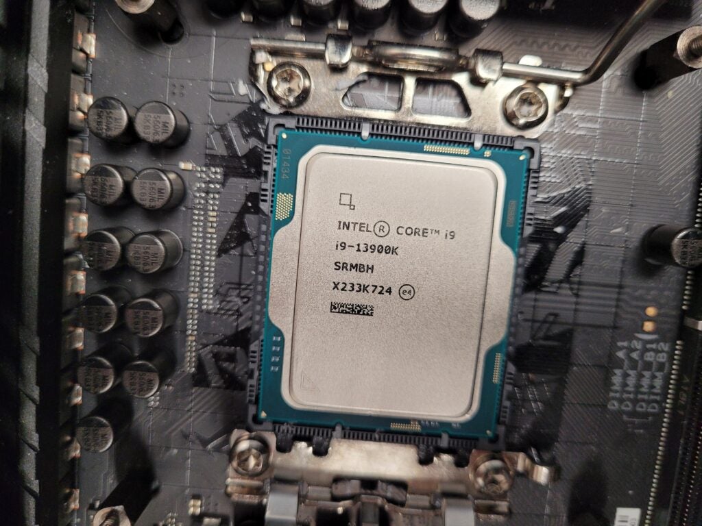 Haut - Intel Core i9-13900K