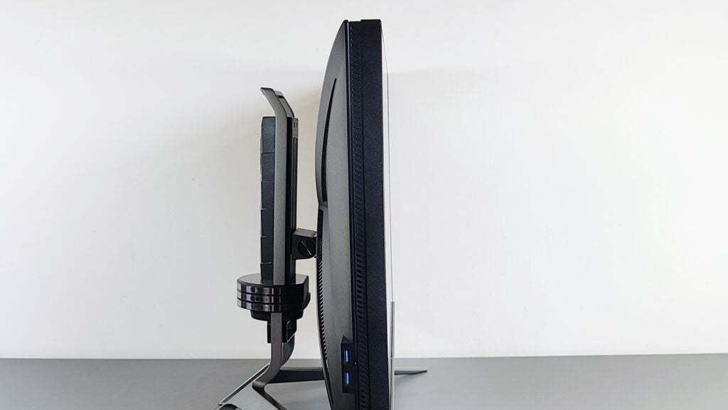 vue de côté - Acer Predator X32