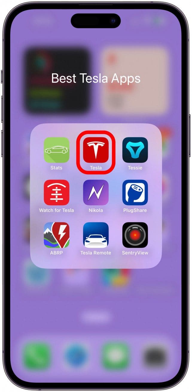 ouvrez l'application Tesla sur votre iPhone.