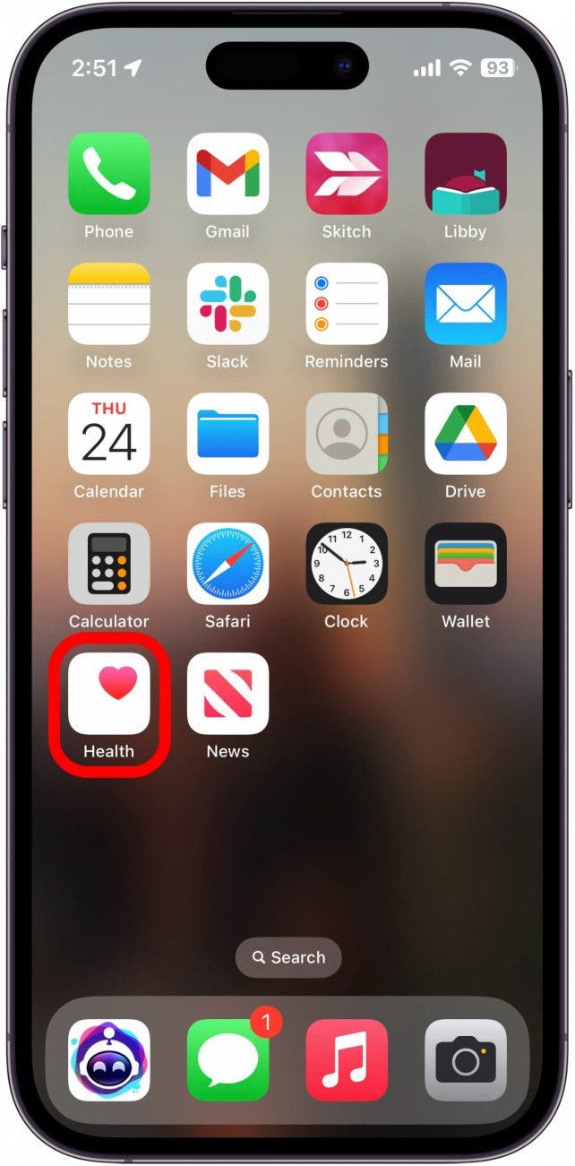 écran d'accueil de l'iphone avec application santé entourée en rouge