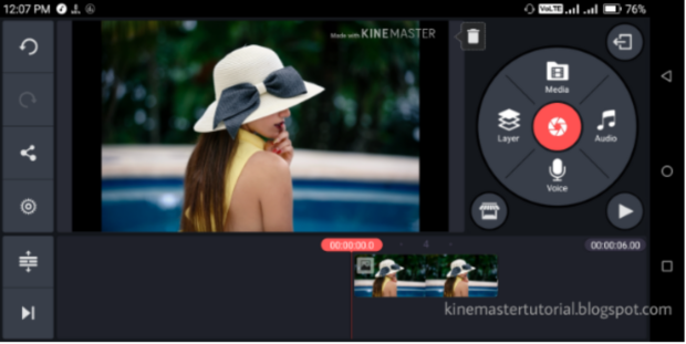 Voix off et montage de l'application KineMaster.  Kinemaster est l'une de nos applications d'édition de bobines Instagram payantes préférées.