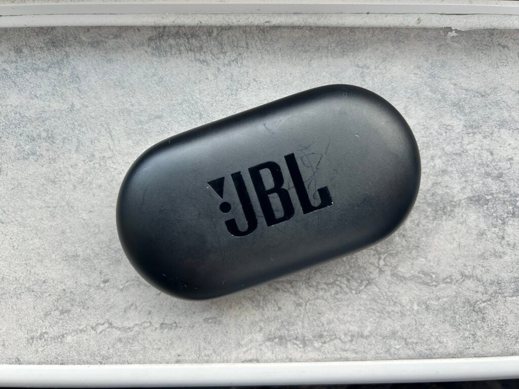 Étui de chargement JBL Soundgear Sense