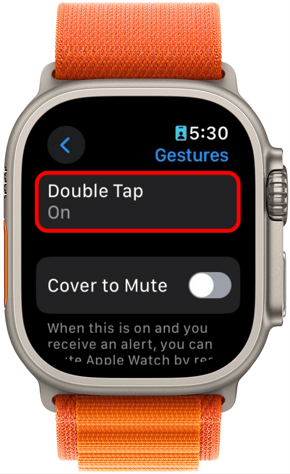 Paramètres des gestes de l'Apple Watch avec double pression entourés en rouge