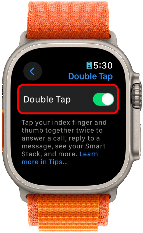 Paramètres de l'Apple Watch en appuyant deux fois avec bascule en appuyant deux fois entourée en rouge