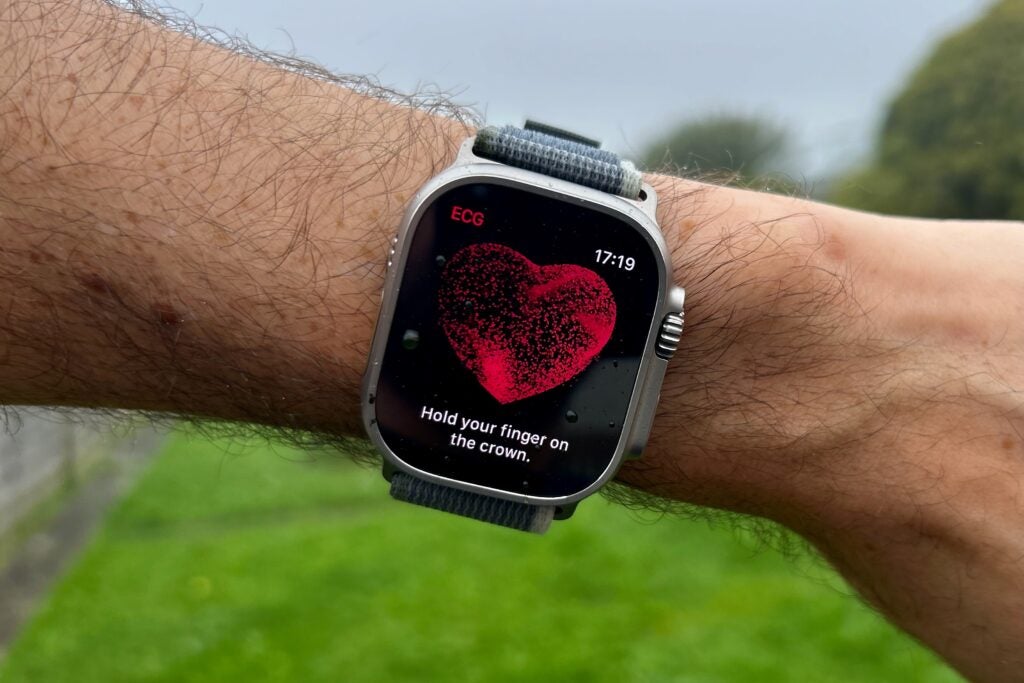 Coeur avant Apple Watch Ultra 2