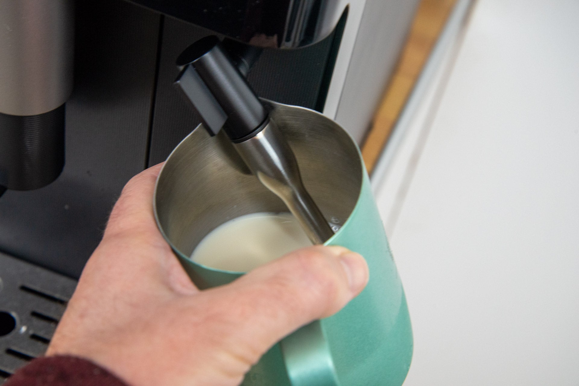 Beko CaffeExperto Bean To Cup Machine à café baguette à vapeur pour faire mousser le lait