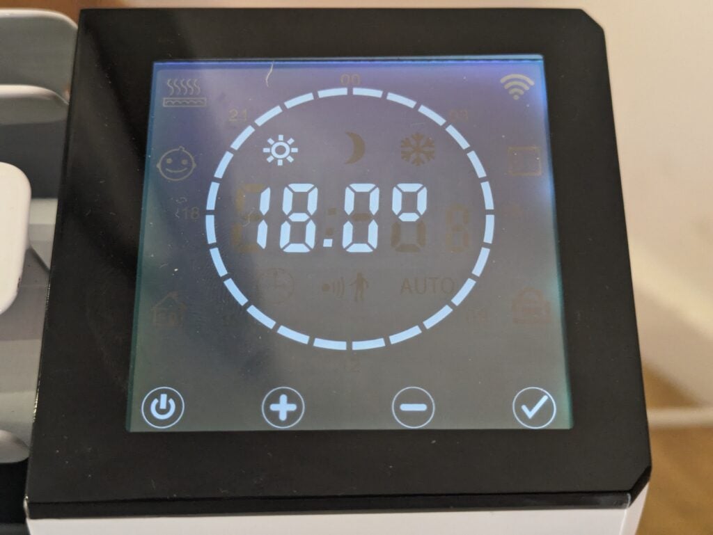 Radiateur en céramique intelligent Beldray LCD