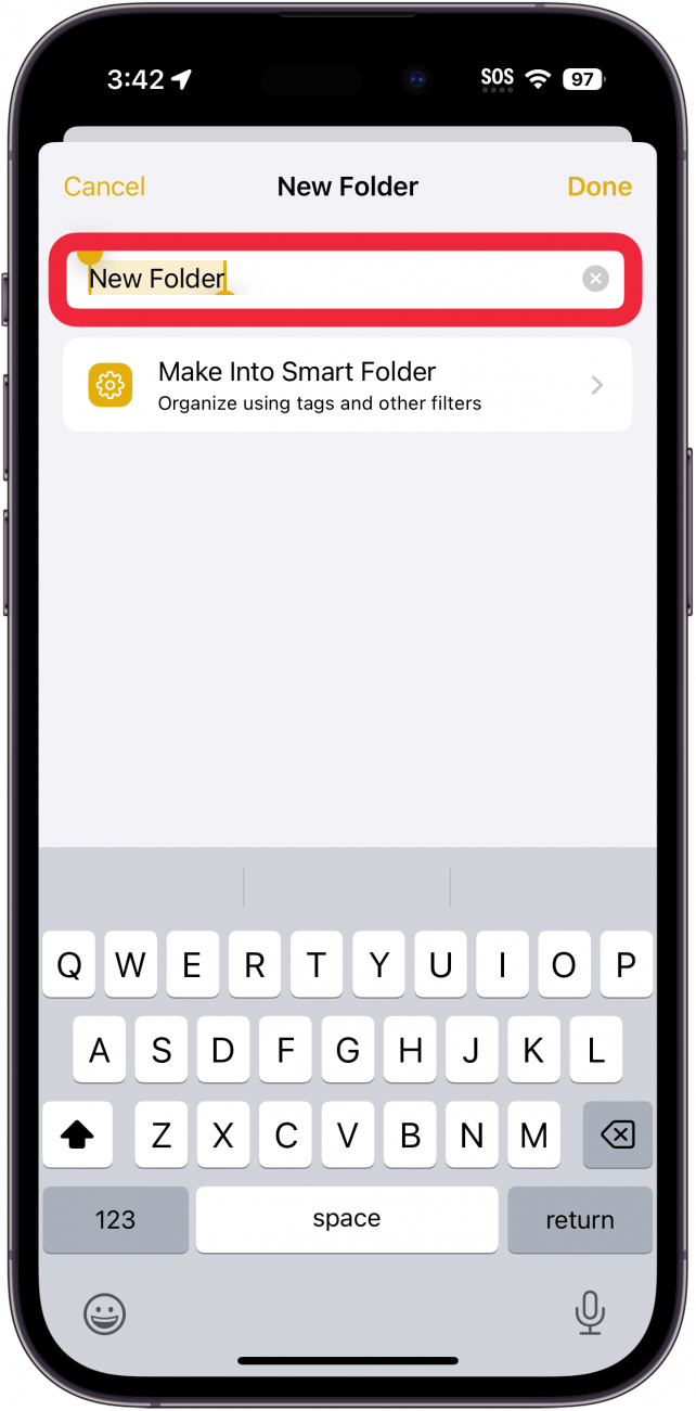 l'iPhone note un nouvel écran de dossier avec un cadre rouge autour du champ de nom
