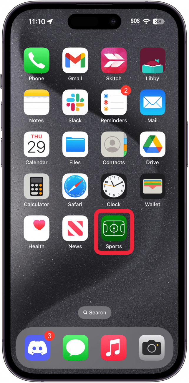 écran d'accueil de l'iPhone avec un cadre rouge autour de l'application de sport