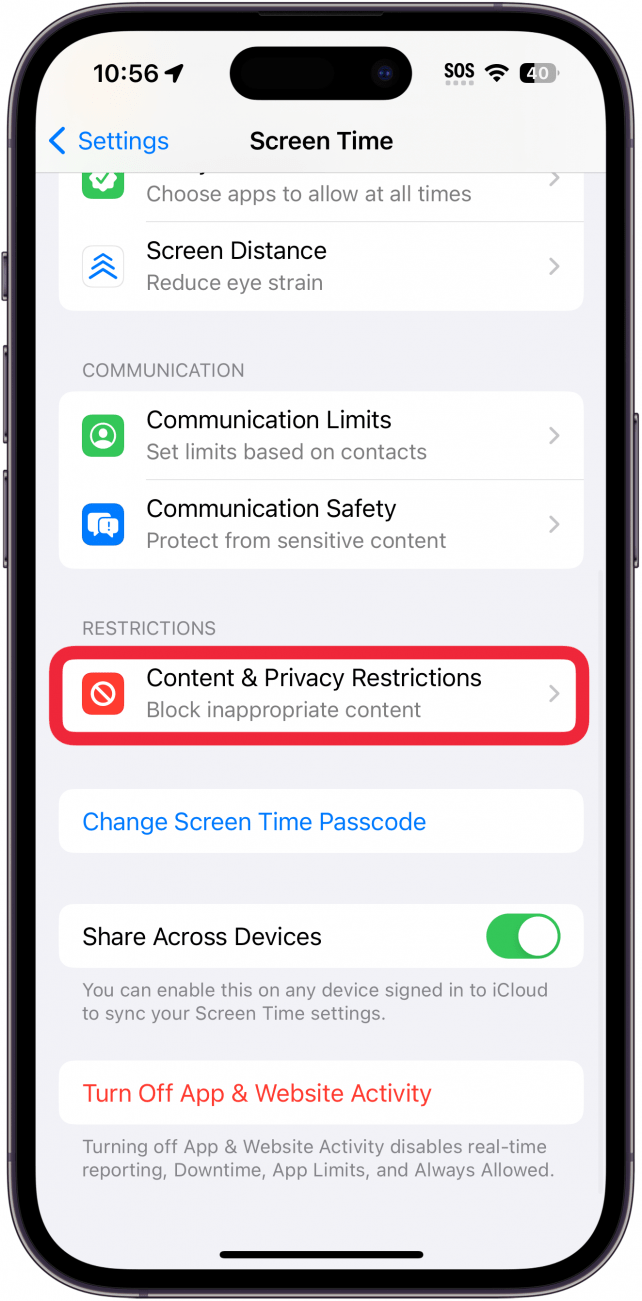 Paramètres de temps d'écran de l'iPhone avec un cadre rouge autour des restrictions de contenu et de confidentialité