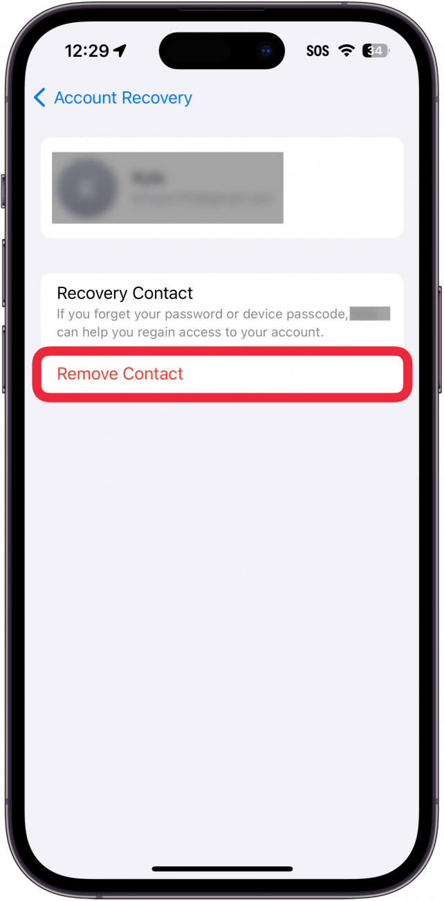 Paramètres de récupération de compte iPhone Apple ID avec un cadre rouge autour du bouton Supprimer le contact