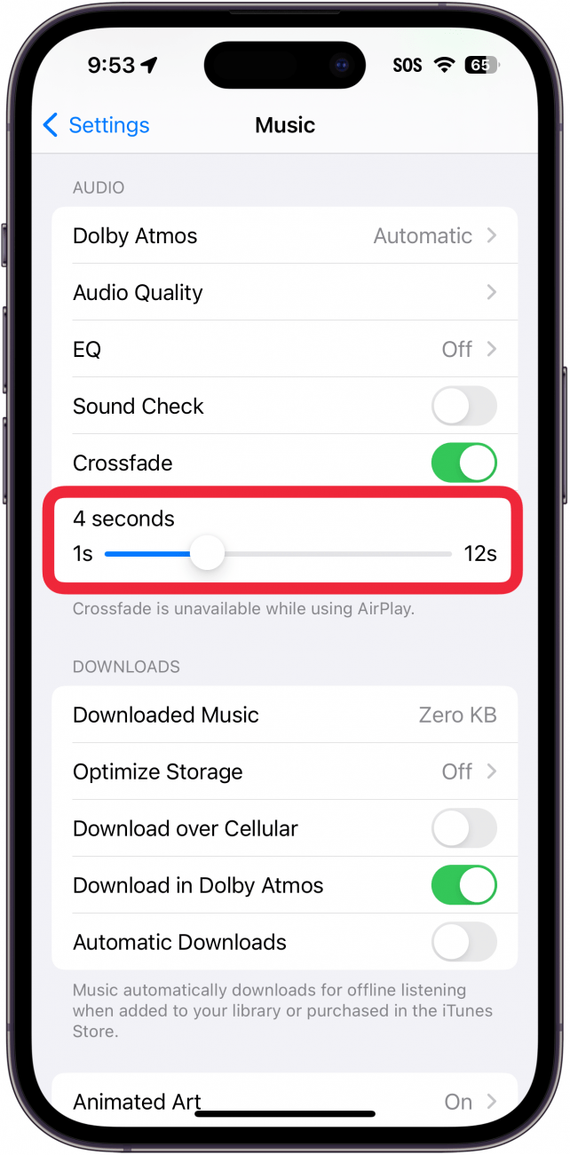 paramètres de musique de l'iPhone avec un cadre rouge autour du curseur de fondu enchaîné réglé sur 4 secondes
