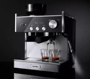 Économisez 50 % sur la machine à café en grains Breville VCF160